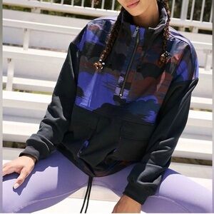 Free People Movement Daybreak Sweatshirt Size Medium Pullover Printed 1/2 Zip